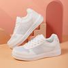 Легкие маленькие белые туфли женские из мягкой кожи простые на платформе модные спортивные и повседневные кеды женские
