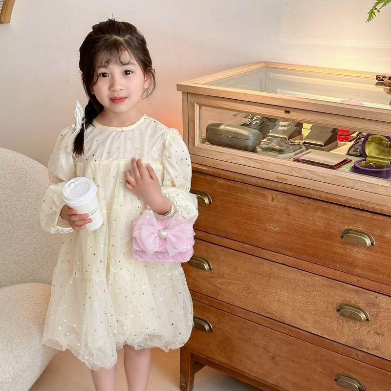 Pvc Fashionable Chain Bag For Children With Adorable Bowknot And Lining Breathable