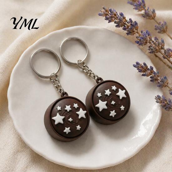 Novelty Chocolate Toast Keychain Simulated Bread Fidget Keychain, 3D Printed Push Button Stress Small Gifts for Friends Relief Toy, Portable