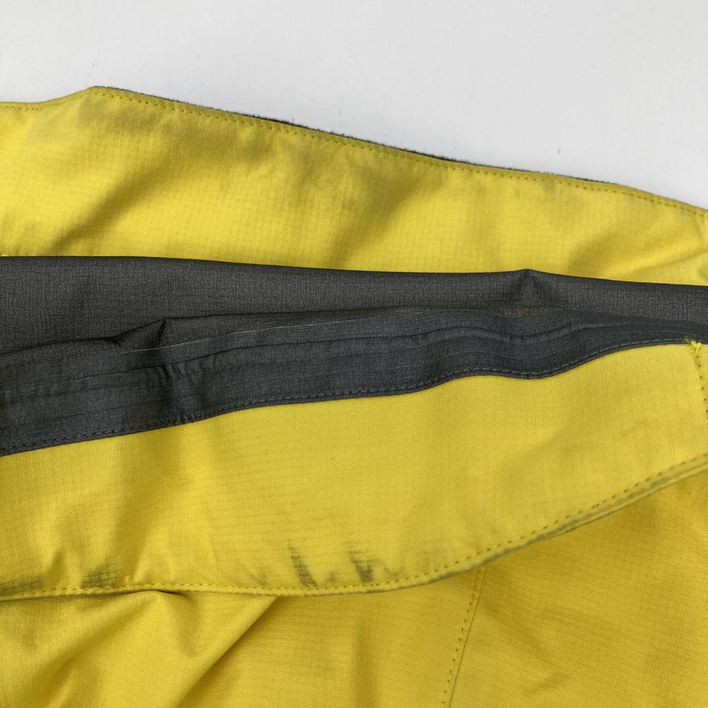 The North Face Yellow Gore-Tex Nylon Mountain Raintex Zip-Up Jacket Jacket M yellowUsed