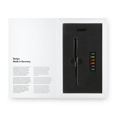 Lamy Многоцветный набор перьевых ручек Safari Extra Fine и EF с футляром показывает, но фактический продукт - Белый, Перо, (L0B1-EF) (Изображение чёрное, белое)