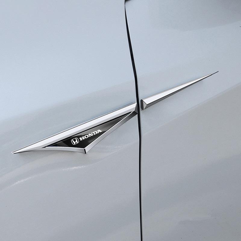 2 Pcs Car Body Fender Side Metal Chrome Zinc Alloy Knife Emblem 3D Sticker For Honda BR-V Auto Styling 3D Metal Emblem Stickers GI1