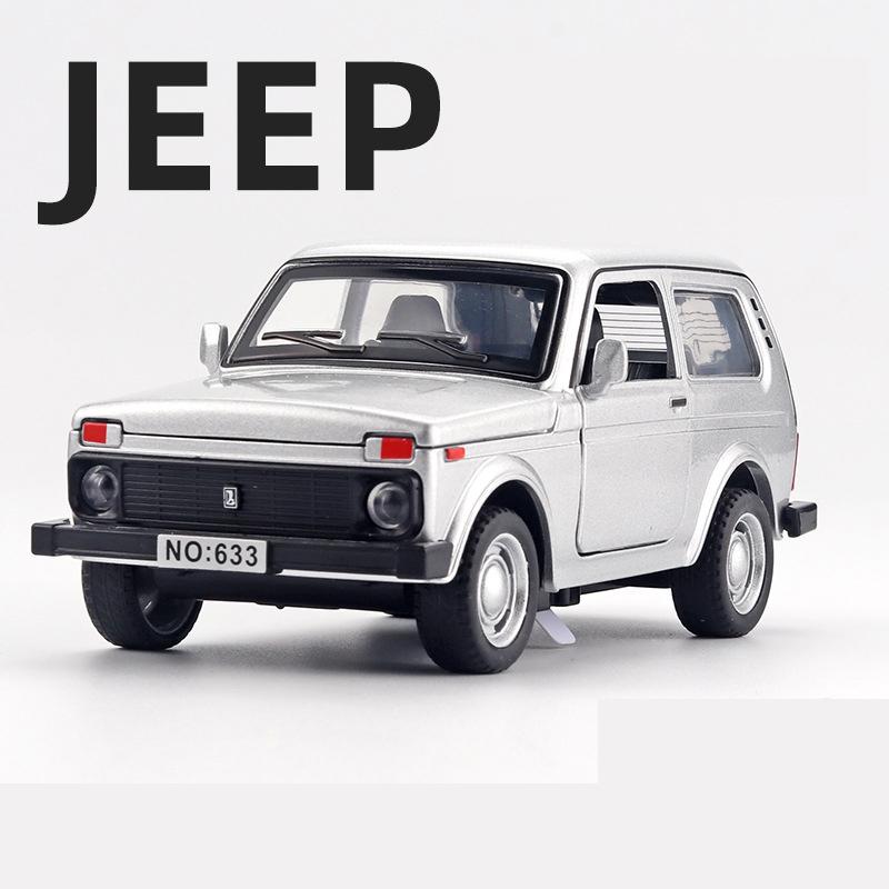 Diecast 1:32 LADA NIVA Jeep Alloy Retro Car Model Car Central Control Ornaments Sound and Light Toy Christmas Gifts for Children