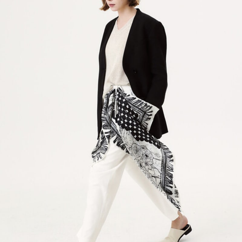 ONSZ Printed Fringe Silk Scarf