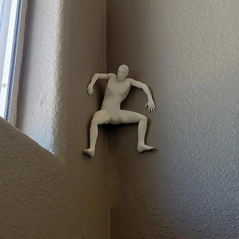 "Frightened" Figurine Corner Wall Decor 3D Adhesive Climbing Man Statue Sculpture Home Office Wall Ornament Climbing Enthusiasts