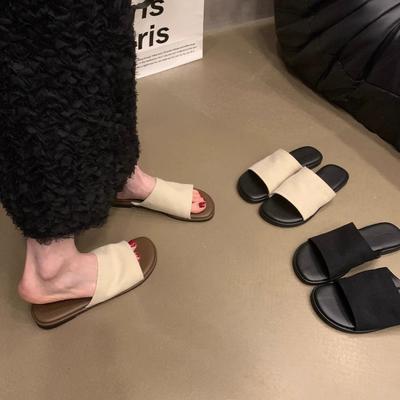 Французские ретро-тапочки с плоской подошвой, однотонные, для женщин, летняя одежда 2025 года, новые пляжные тапочки для отдыха на море