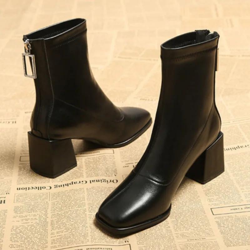 Черные теплые женские короткие туфли большого размера, меховые ботильоны, модный тренд 2024 года, дизайнерская роскошь, зимнее предложение, новинка, женские ботильоны