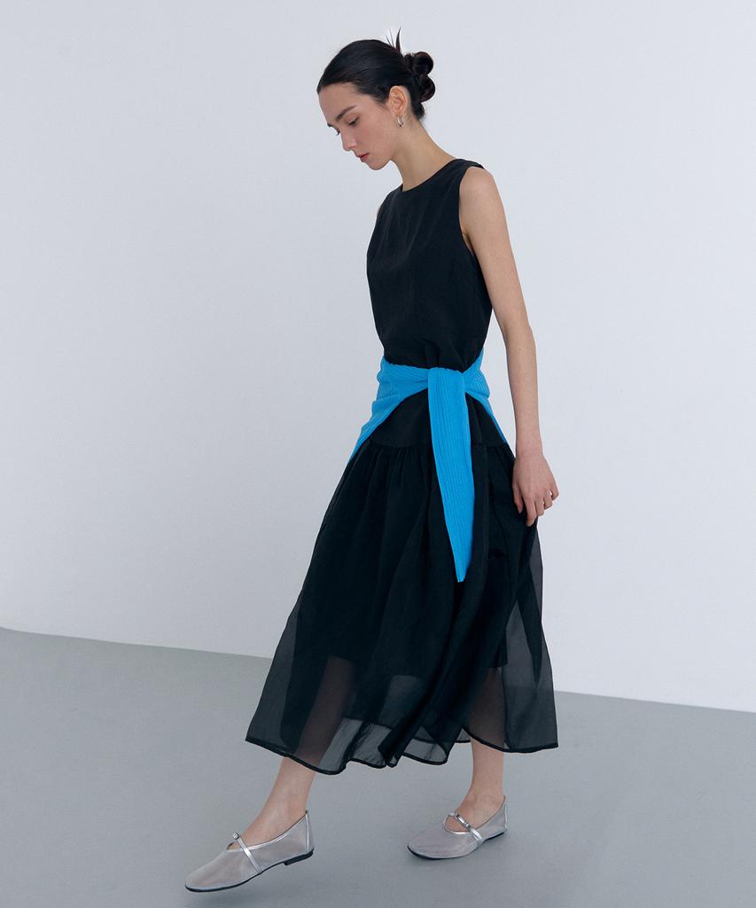 Cloet Organza Layered Sleeveless Dress + Black