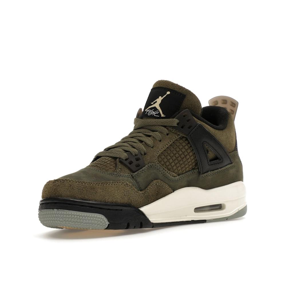 Детские кроссовки Air Jordan 4 Retro SE Craft GS Olive зеленые средне-оливковые бледно-ванильные FB9928-200