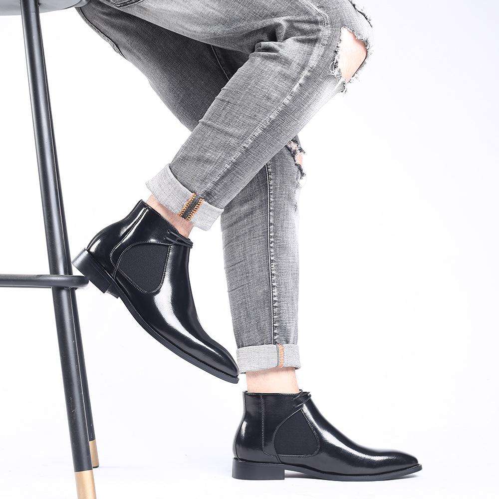 Plus Size Versatile Slip-On Leather Ankle Boots - Vintage Non-Slip Chelsea High-Tops