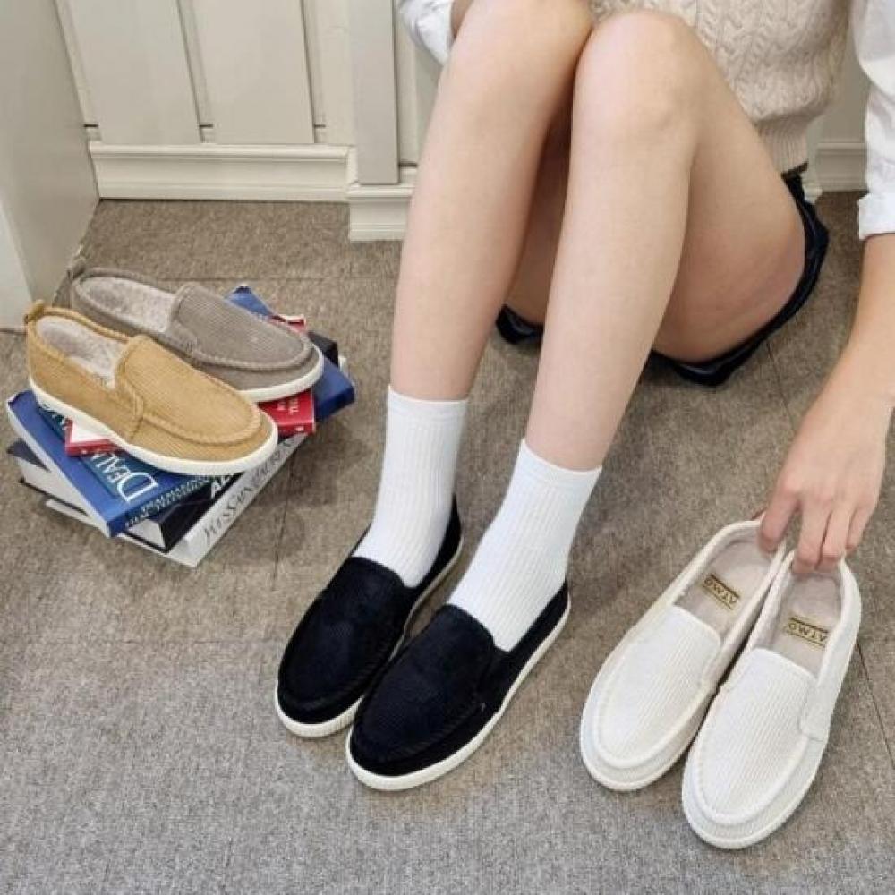 New Arrivals Open Run Corduroy Slip On Winter Moccasin Fur Lining