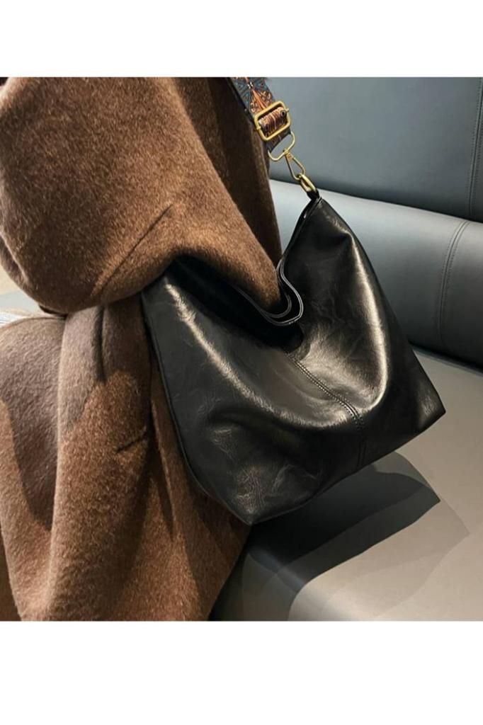 Женская стильная и полезная сумка на плечо Кремовая женская роскошная сумка на плечо с узорчатым ремешком и застежкой-молнией Качественное исполнение и мягкая искусственная кожа