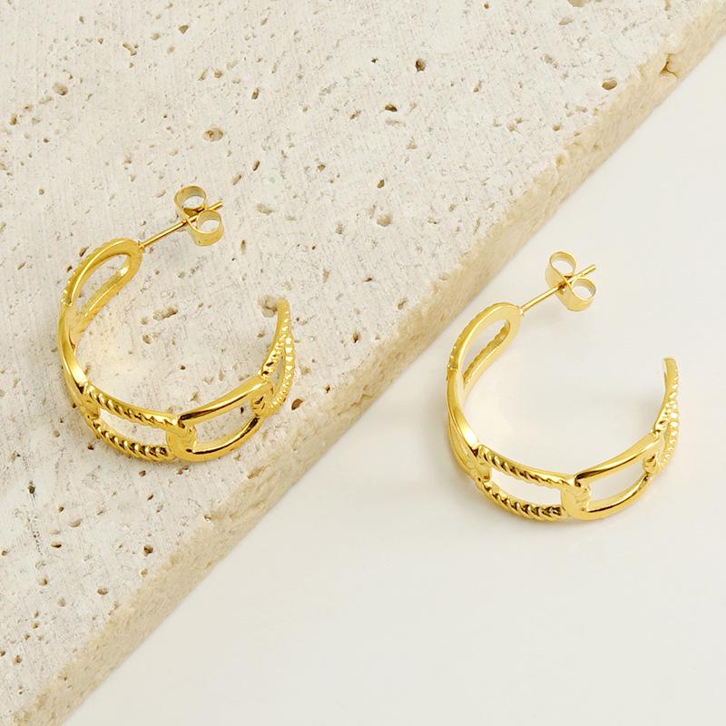 Европейская и американская мода 18-каратное золото титановая сталь геометрические полые серьги-гвоздики для женщин - не тускнеющая ювелирная нержавеющая сталь.