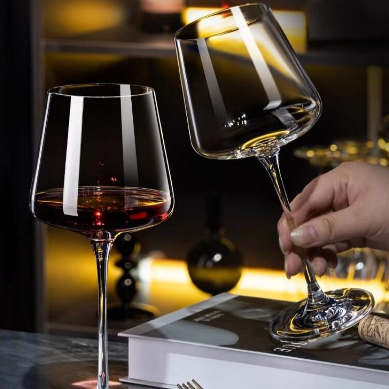Elegant Burgundy Wine Glass Set 550ml Crystal Stemware With Rack Decanter Modern Minimalist Home Bar Collection