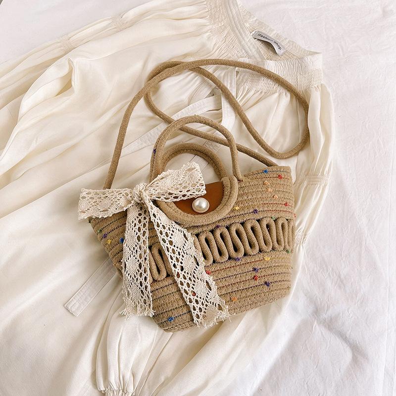 Large Capacity Bag New Spring Fashion Braided Shoulder Bag for Women Large Capacity Tote Bag Niche Beach Bag