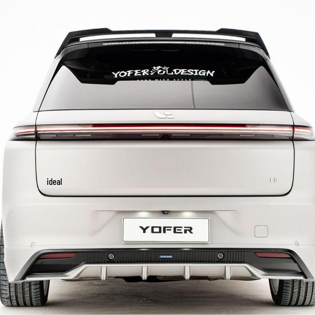 Обвес YOFER для Li Auto L8: Включает передний бампер, боковые юбки, заднее антикрыло, накладку и бампер, угловые накладки и передний сплиттер.