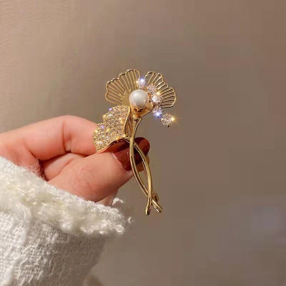 Golden Jewelry Tulip Flower Clothing Accessories Fashion Brooch  Men Women