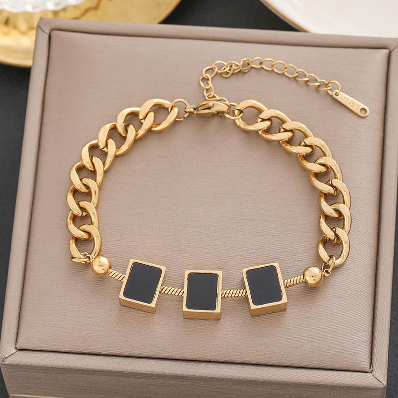 Женский модный браслет из титановой стали: Элегантный японский и корейский дизайн, Нержавеющая сталь с защитой от выцветания, Универсальные ювелирные изделия.