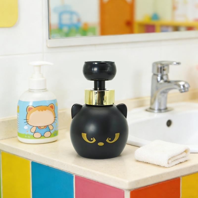 Lovely Black Puss Pattern Foam Soap Dispenser With Refillable Feature Creating Cats Paws Foam For Home Bathroom