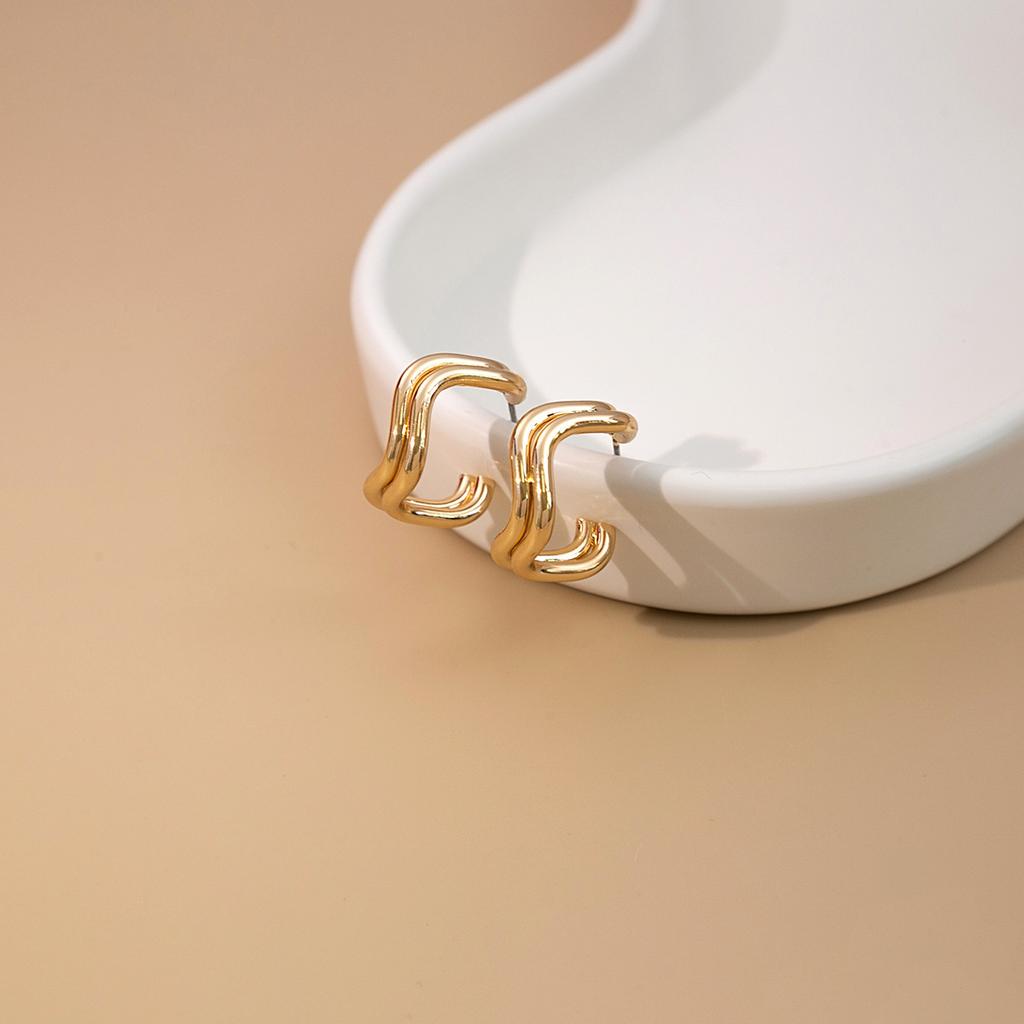 Геометрические асимметричные серьги-гвоздики, Нишевые простые серьги в холодном стиле, Четырехугольные открытые серьги