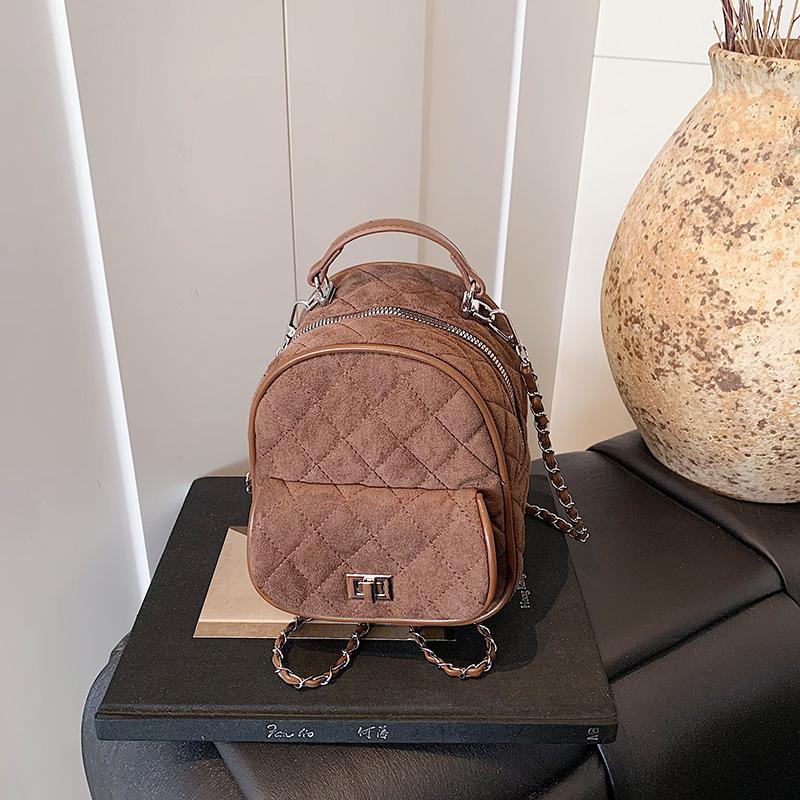 Rhombus Chain Backpack Women's Fashion Niche Design Leisure Student Shopping Mini Travel Matte Backpack