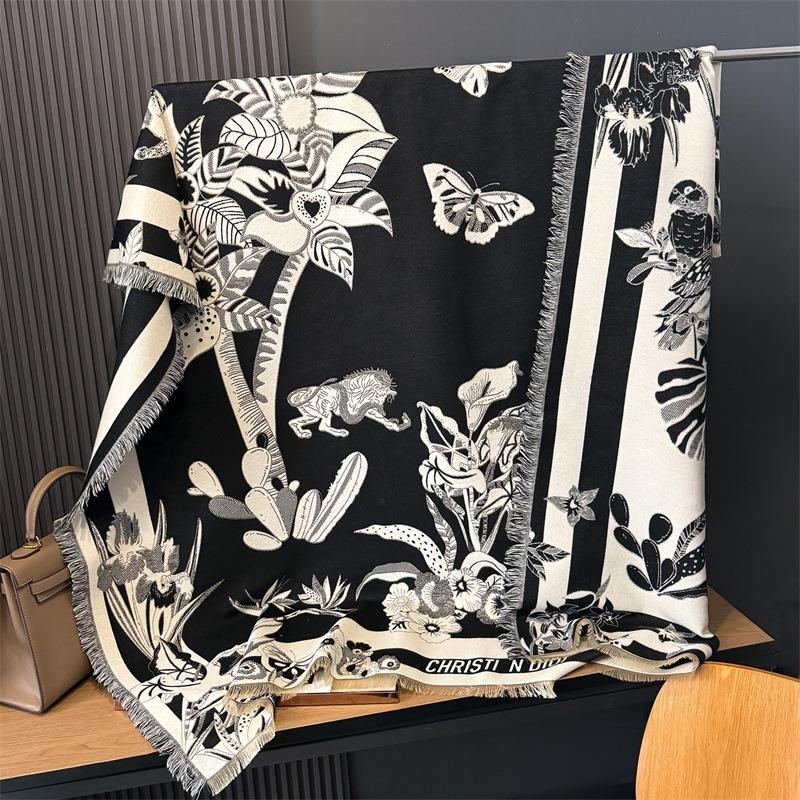Autumn and Winter New Fashion Versatile Women's Imitation Cashmere Warm Scarf Wind Grotesque Plant Print Square Scarf Shawl