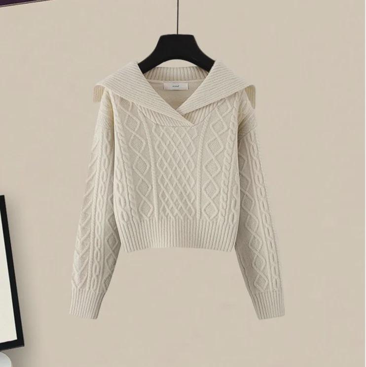 Комплект из свитера и юбки в японском стиле в стиле ретро с темно-синим воротником и ленивым узором - коллекция осень 2024 года.