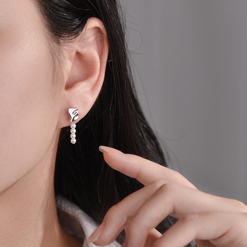 Серьги с жемчугом Легкие роскошные серьги высокого класса Темпераментные серьги Нестандартные серьги Новый тренд