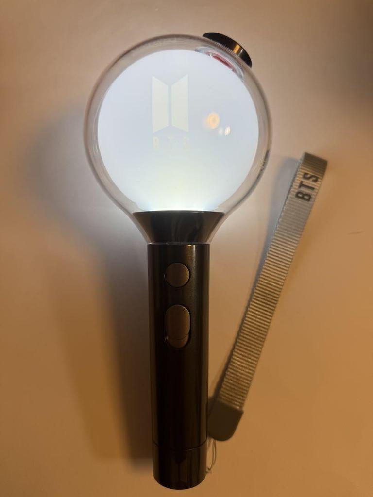 [Б/У] BTS ЛАЙТСТИК вер.4 AmiBomb