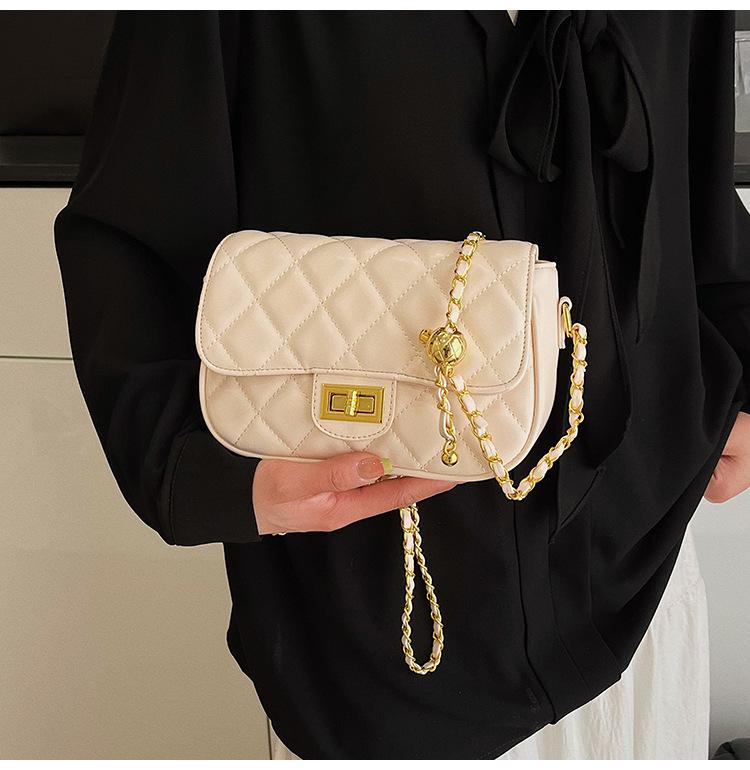 Летняя мини-сумка-цепочка в корейском стиле 2025: Женская стеганая сумка кроссбоди с вышивкой и ароматным стилем