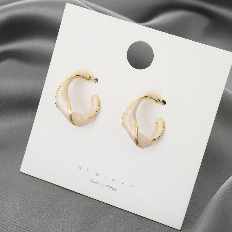 Retro Metal Earrings Hong Kong Wind Drop Oil Gas Simple INS Design Cool Wind Stud Earrings