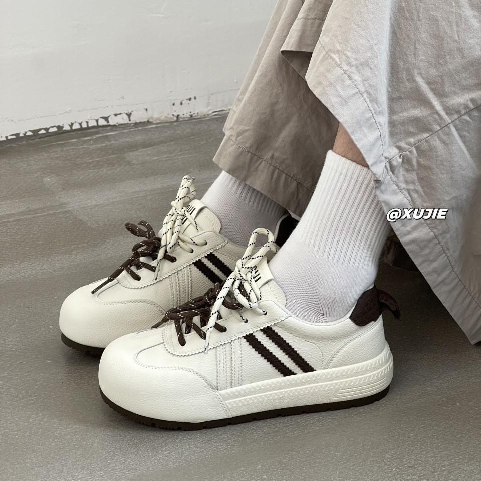 Autumn and winter new lightweight soft-soled Forrest Gump sports board shoes Xiaobai retro fashion versatile flat-bottomed Dexun casual shoes women