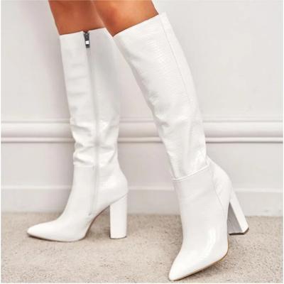 Женские остроносые ботфорты до колена на толстом каблуке, женские 2025 весна/осень, лакированная кожа, панель с узором крокодила, боковая молния