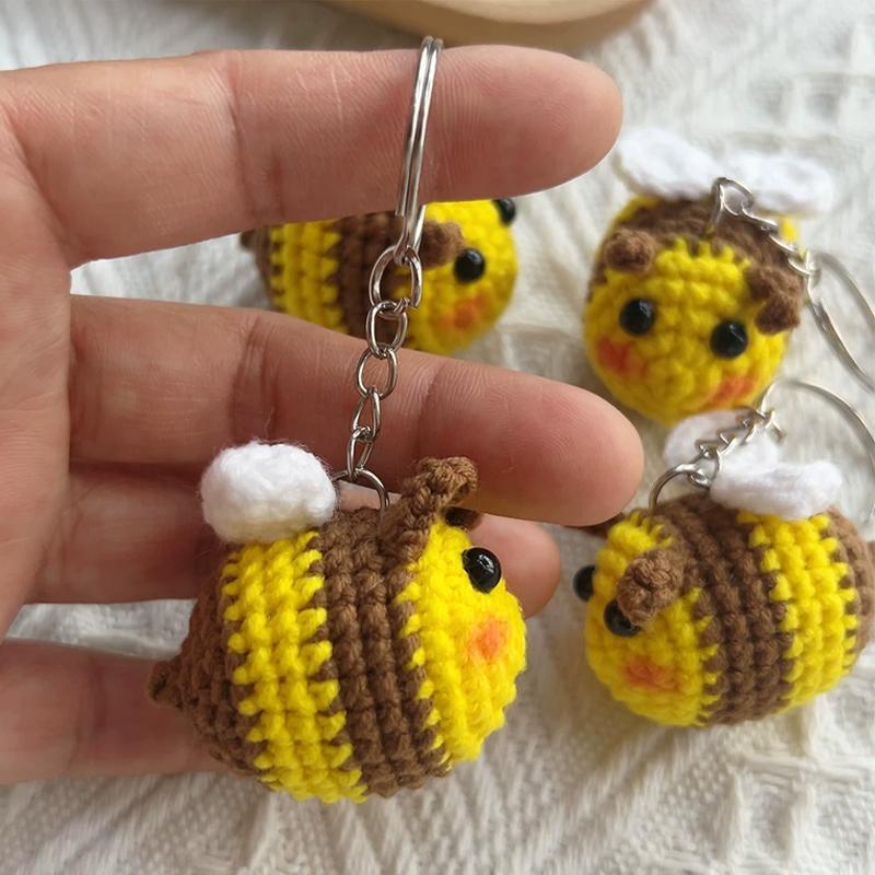 5/1pcs DIY Little Bee Keychains Creative Doll Yarn Hand Woven Gift Cute and Funny Cartoon Pendants Finished Product