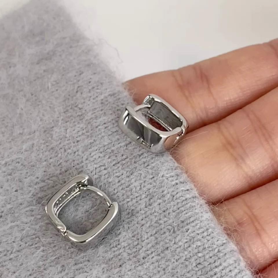 Японские и корейские квадратные серьги из серебра 925 пробы - Стильные, удобные, несъемный дизайн для мужчин и женщин