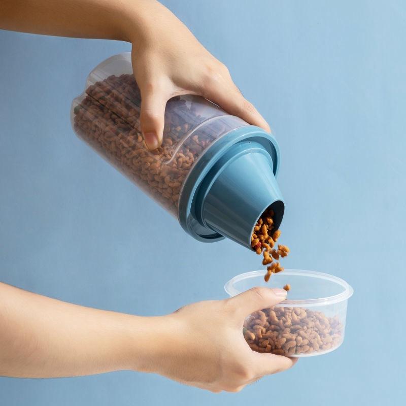 1Pc Premium Pet Food Storage Container - Food Storage with Moisture-Proof Sealing, Measuring Cup,Groove Design, Easy To Take