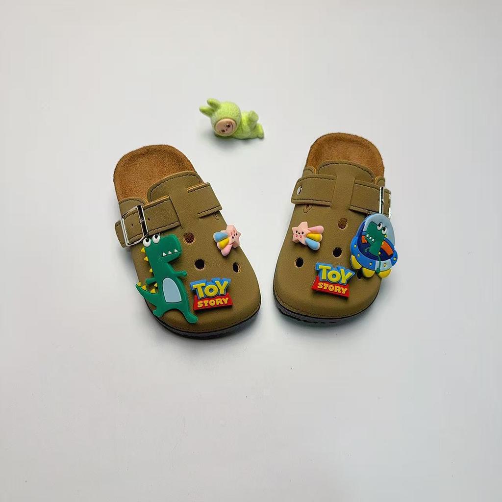 Новые детские мультяшные закрытые шлепанцы Birkenstock - Нескользящие, износостойкие, с толстой подошвой, подходят для улицы.