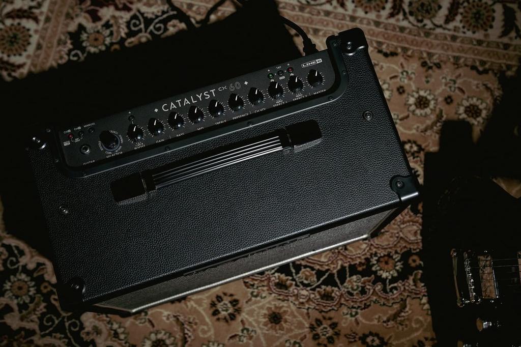 Line 6 Guitar Amplifier Combo 200W with Effect CATALYST CX 200 Built-in