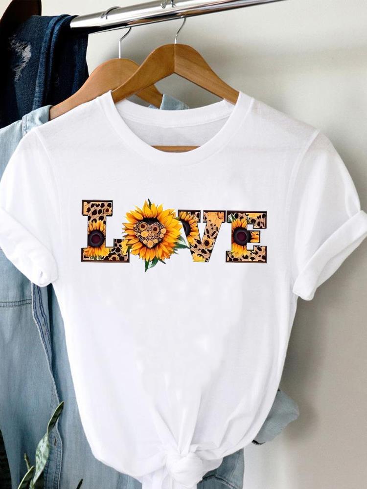 (Asian Size) Women Tee Top Valentine Flower Truck Short Sleeve Fashion Print Lady Clothing Casual  Tshirt Female Graphic T-shirts