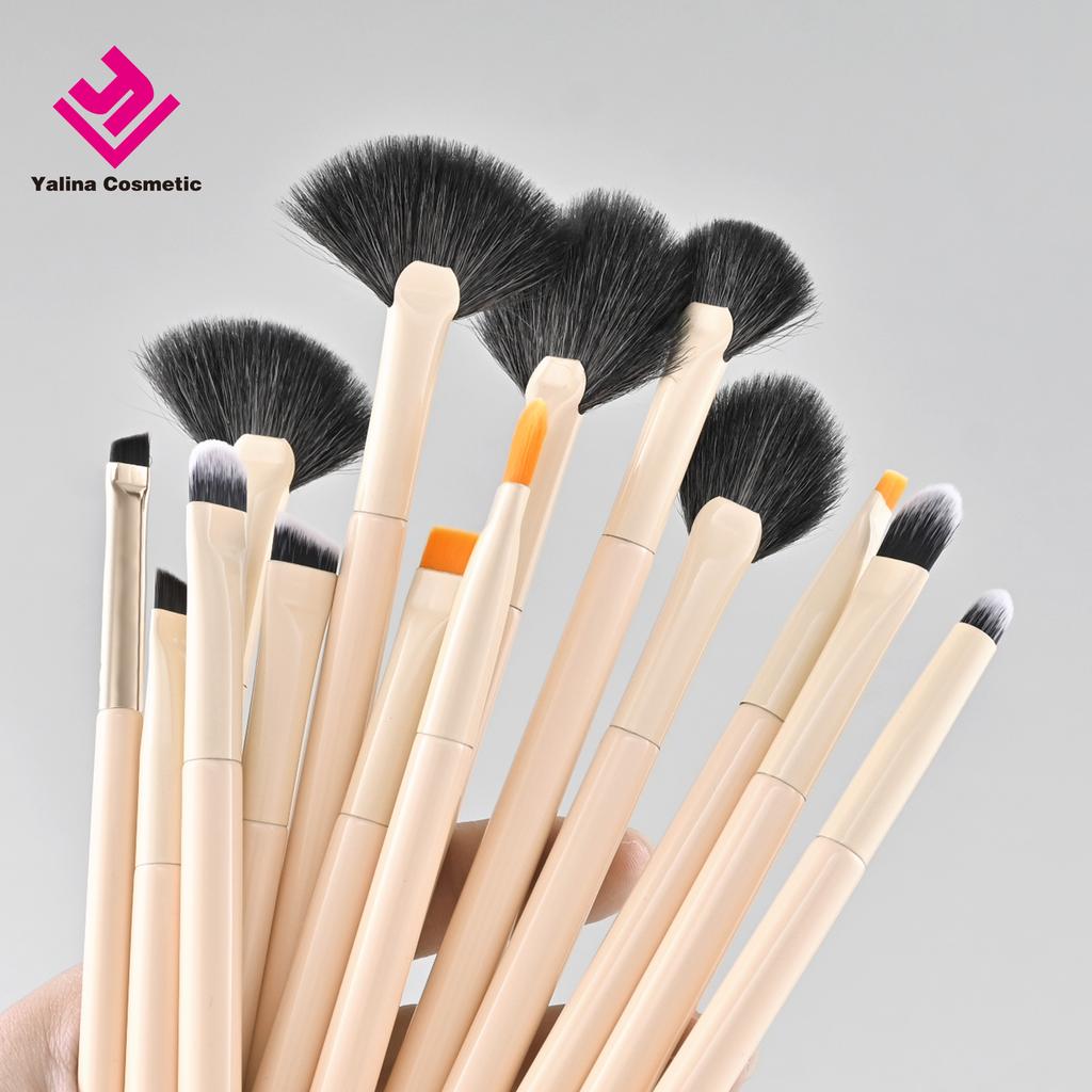 Private Label 42pcs Premium Synthetic Foundation Powder Concealer Eye Shadows Blush Makeup Brushes with Black case
