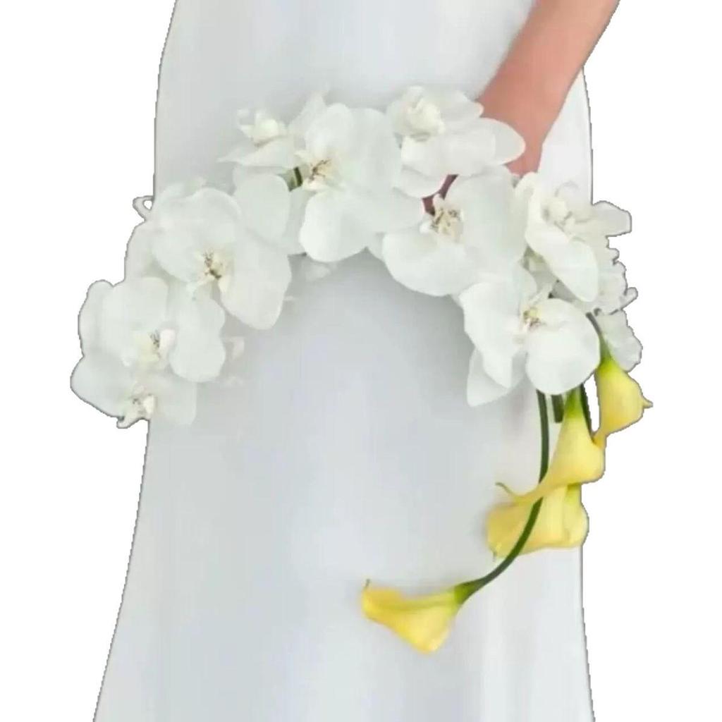 Photographer-Recommended Crescent Phalaenopsis Orchid Bridal Bouquet for Weddings