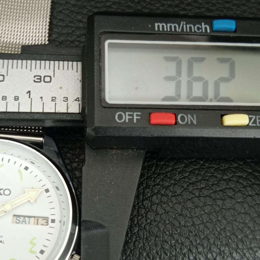 ВИНТАЖНЫЕ ОТРЕМОНТИРОВАННЫЕ МУЖСКИЕ АВТОМАТИЧЕСКИЕ ЧАСЫ SEIKO 5 ЯПОНИЯ БЕЛЫЙ ЦИФЕРБЛАТ a446347-1