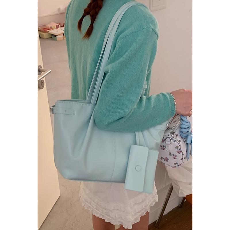 Spring fashion large capacity shoulder commuter bag women's bag 2025 new simple tote bag versatile underarm bag