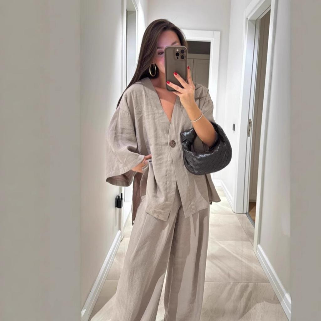 Women's Fashion Casual Suit V-neck One Button Loose Long Sleeved Top, High Waisted Trousers Two-piece Set
