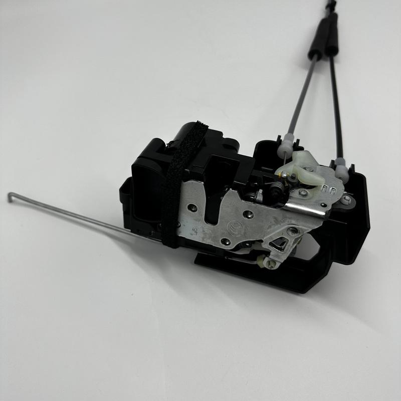 New Front Door Lock Latch Actuator 7121034021,7122034001 For Ssangyong Korando C New Actyon OEM Parts