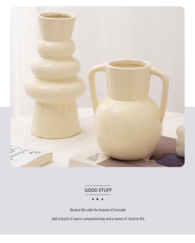 High-End French Ceramic Vase for Living Room - Ideal for Flower Arrangements, Artificial or Dried Flowers, Desktop Decoration