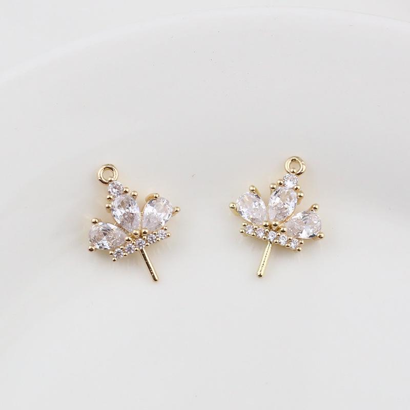 Серьги в форме крыла русалочьего хвоста с 18-каратным медным цирконием и жемчужной подвеской