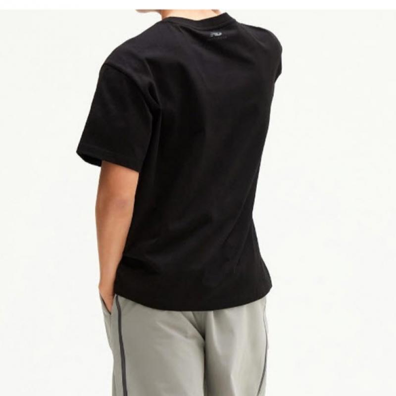 New Balance Essential Center Logo Short Sleeve Tee Nbnee21033 19