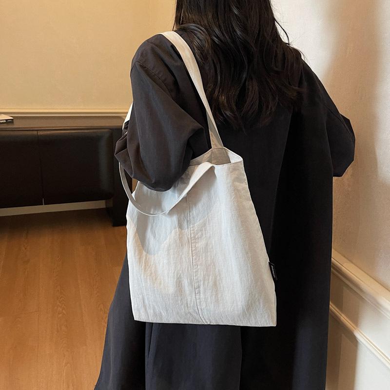 Japanese Aesthetic, Foreign Style, Personalized Leisure Shoulder Bag, Female Student Class Handbag, Niche Commuter Tote Big Bag