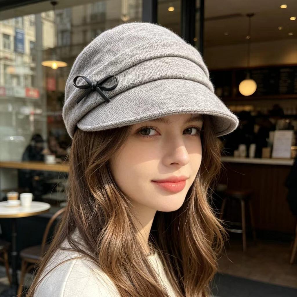 Vintage button bow pleated equestrian hat women's high-end sense fashion flat-top visor show face small beret